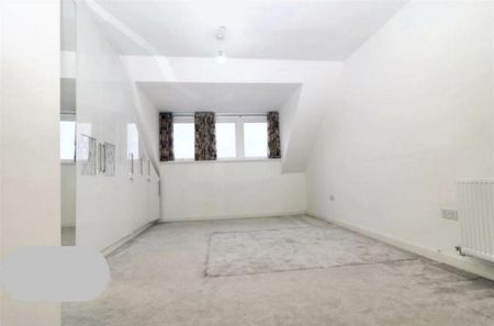 4 bedroom terraced house to rent - Photo 5