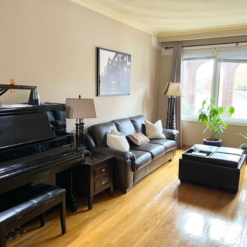 For Lease - 61 Morbank Drive, Toronto, Ontario - Photo 1