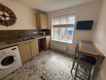 Llys Rhaeadr, Swansea, SA9 - Photo 5