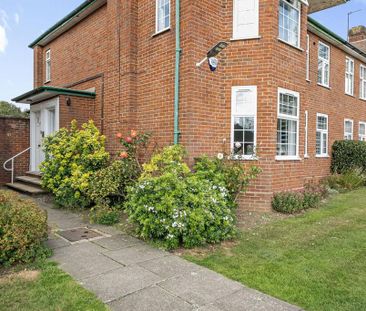 2 bedroom maisonette to rent - Photo 6