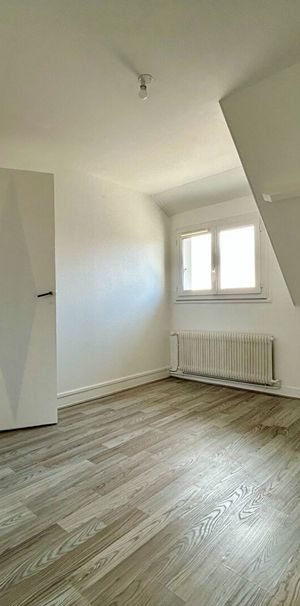 Appartement F2 avec place de parking à Saint Ouen du Tilleul - Photo 1