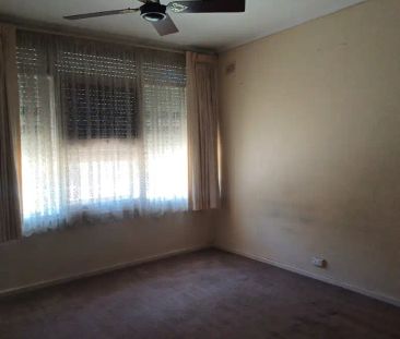 218 Kesters Road, Para Hills SA 5096 - Photo 1
