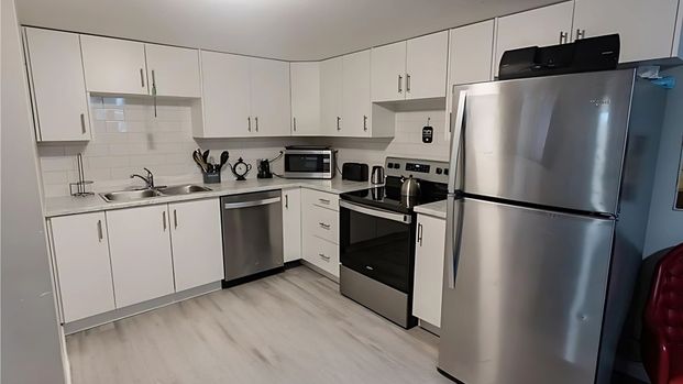 For Lease - 12 Glendale Drive Unit# Basement, Welland, Ontario - Photo 1