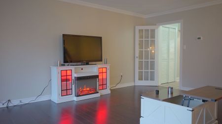 For Lease - 60 The Queensway N/A, Toronto, Ontario - Photo 2