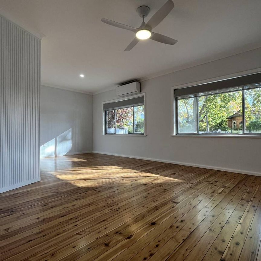 CENTRAL ALBURY LIVING! - Photo 1