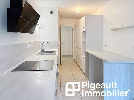 Location Appartement T 4 - Nantes - Divers Quartiers - Photo 2