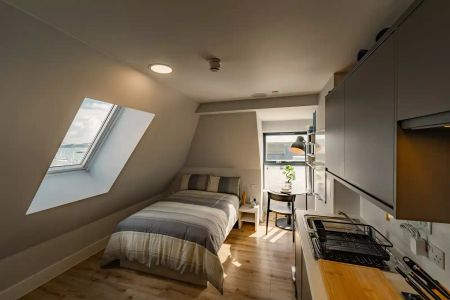 Second Floor Studio (Inland View) - Photo 3