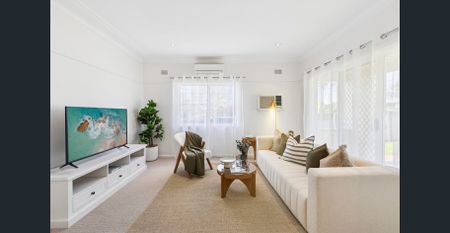 Spacious Home in a Prime Lifestyle Location - Photo 4