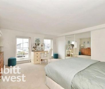 3 bedroom townhouse to rent - Photo 4