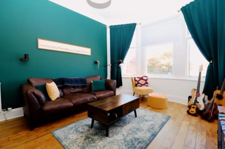 2Bedrooms, 1Bathrooms - Photo 4