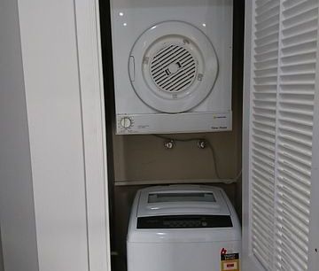 Spacious and furnished studio apartment - Photo 4