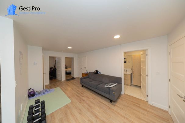 110-146 8e rue - Photo 1