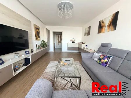 Pronájem bytu 3+1 s lodžií po kompletní rekonstrukci, Brno–Bystrc, ul. Kuršova - Фото 3