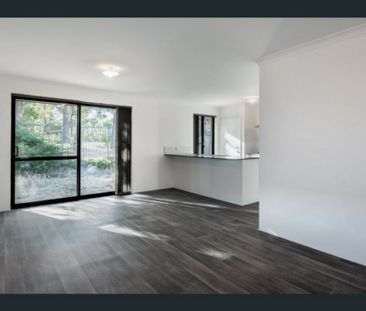 Low-Maintenance Living in a Convenient Location - Photo 4