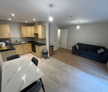 308 College Court Central, Belfast BT1 6BF - Photo 3