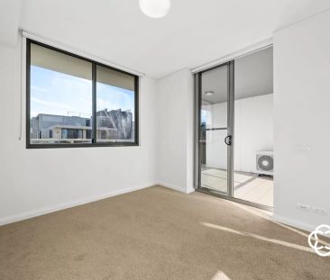 501/8 Marine Parade, 2127, Wentworth Point Nsw - Photo 1