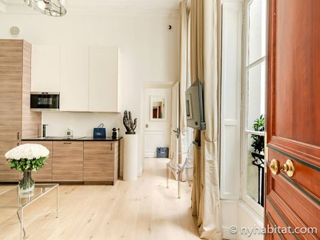 Logement à Paris, Location meublée - Photo 2