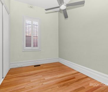 Stylish Inner-City Living in Prime Richmond Location - Photo 2