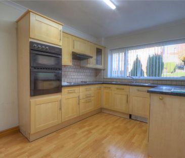3 bedroom semi-detached house to rent - Photo 1