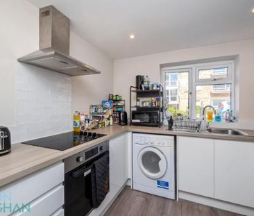 3 bedroom apartment to rent - Photo 5