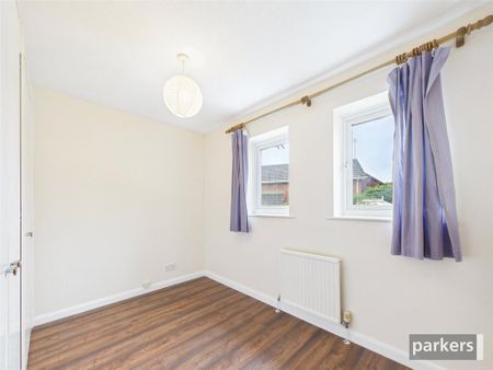 3 bedroom detached house to rent - Photo 2