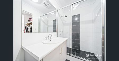 Modern Comfort & Convenience in the Heart of Aveley!! - Photo 3