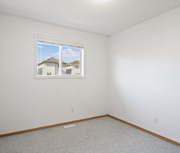 179 Taravista Street Northeast - Photo 6