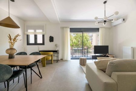 Luxe 2BR Living in Marousi - Photo 2