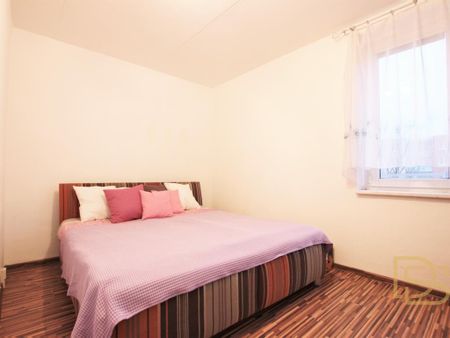 Pronájem bytu 3+1 72 m2 - Fotografie 3