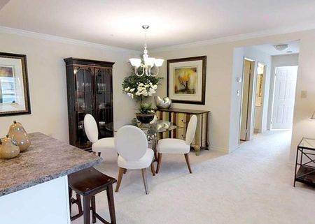 Fallowfield Towers III - Photo 2