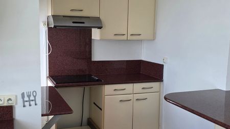 Location Appartement 3 pièces 78m² - Photo 3