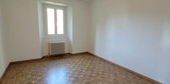 Moderno Appartamento 3 Locali Completamente Ristrutturato A Val Mara - Foto 2