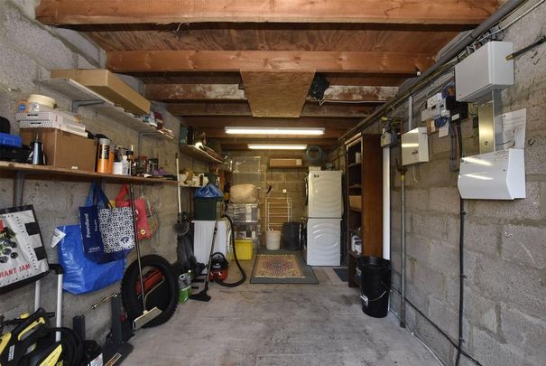 4 bedroom detached house to rent - Photo 1