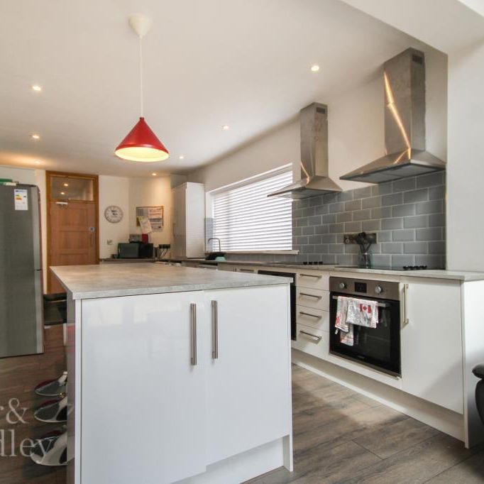 1 bedroom house of multiple occupation to rent - Photo 1