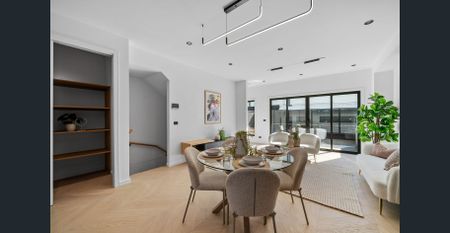 Brand New Townhouse in Prime Maidstone Location! - Photo 3