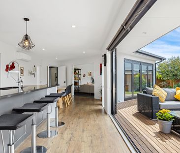 Modern Family Living in a Quiet Cul-de-Sac - Photo 2