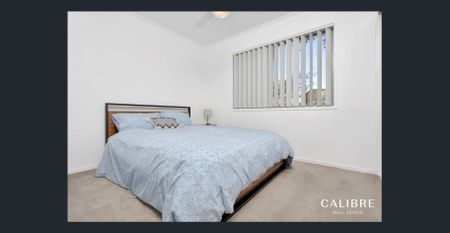 Freestanding townhouse with courtyard - swimming pool in complex - Photo 2