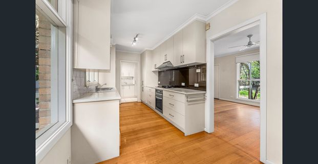 Light and Bright!! - Photo 1