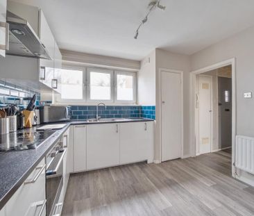 2 bedroom maisonette to rent - Photo 3