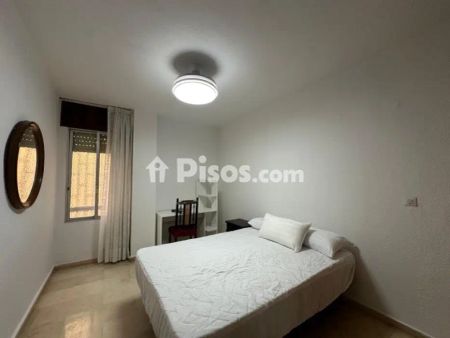Piso en alquiler en Ciudad Jardín-Zoco - Photo 2