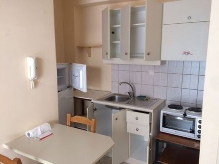 Studio/Γκαρσονιέρα για ενοικίαση Αγία Σοφία (Πάτρα) - Photo 2
