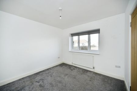 Dorothy Avenue, Peacehaven - Photo 4