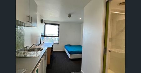 Convenience location - Photo 4