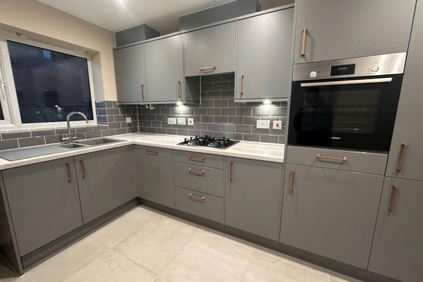 2 bedroom semi-detached house to rent - Photo 1