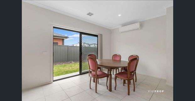 Modern Family Living in One of Truganina’s Best Locations - Photo 1