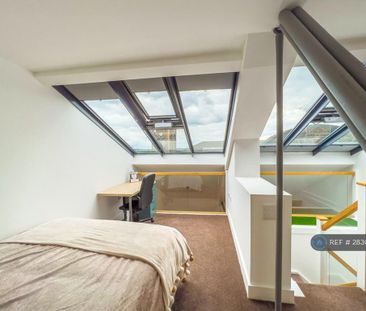 1 bedroom flat to rent - Photo 5