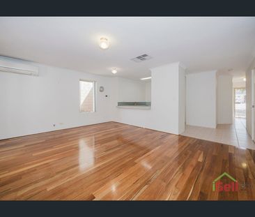 GORGEOUS LOW MAINTENANCE VILLA - Photo 1