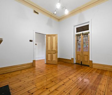 68 Arthur Street, - Photo 5