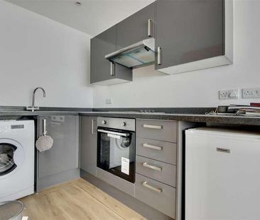 Enterprise House, Isambard Brunel Road, Portsmouth, PO1 - Photo 5