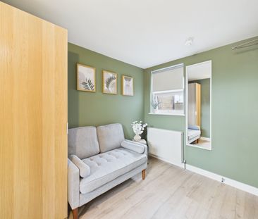 Room in a Shared House, Kensington Road, RG30 - Photo 6